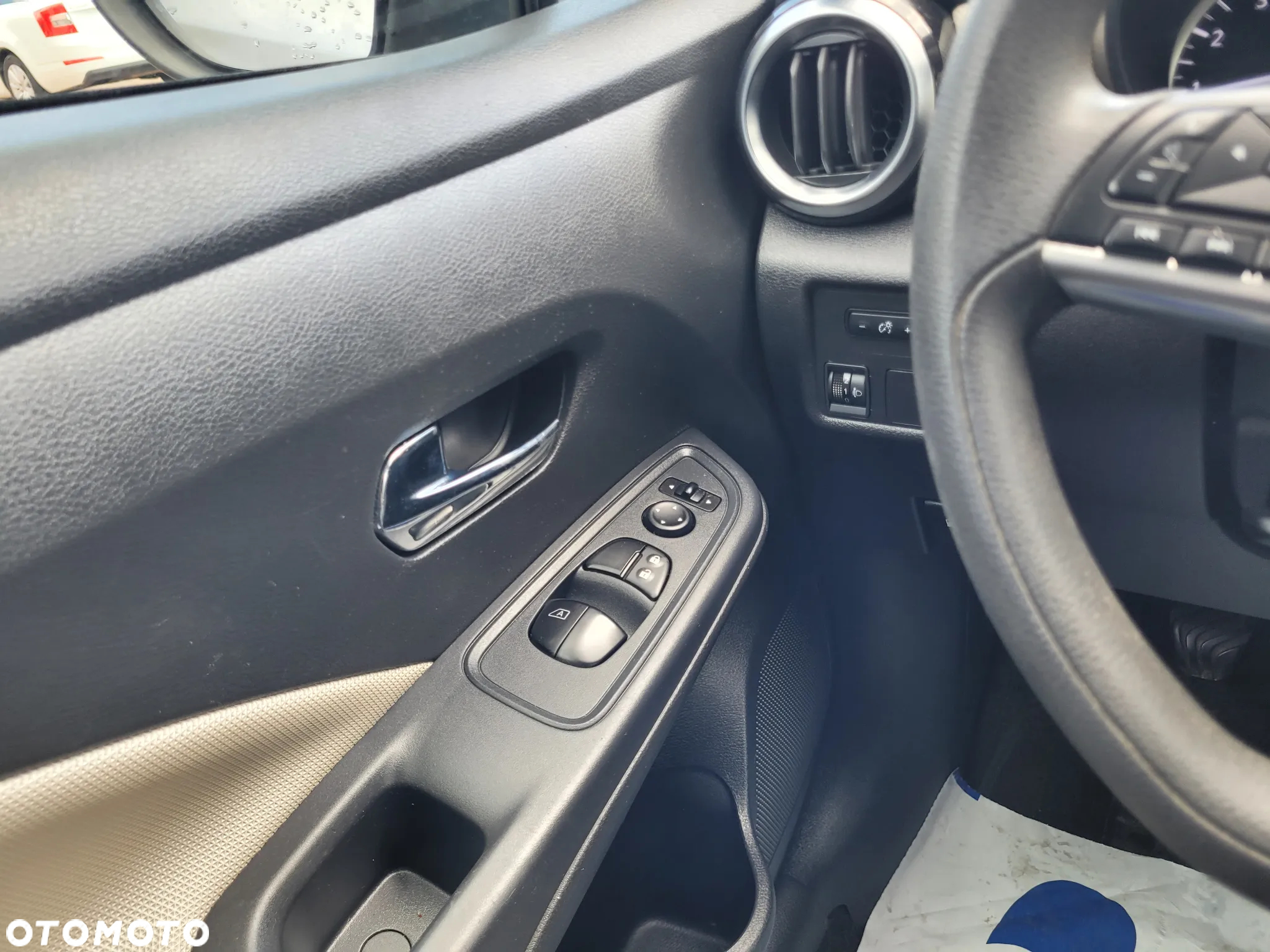 Nissan Micra 0.9 IG-T N-Way - 17