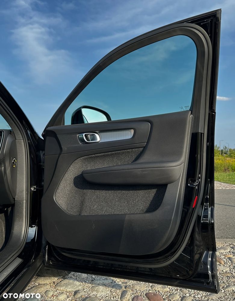 Volvo XC 40 T4 Recharge DKG Inscription Expression - 38