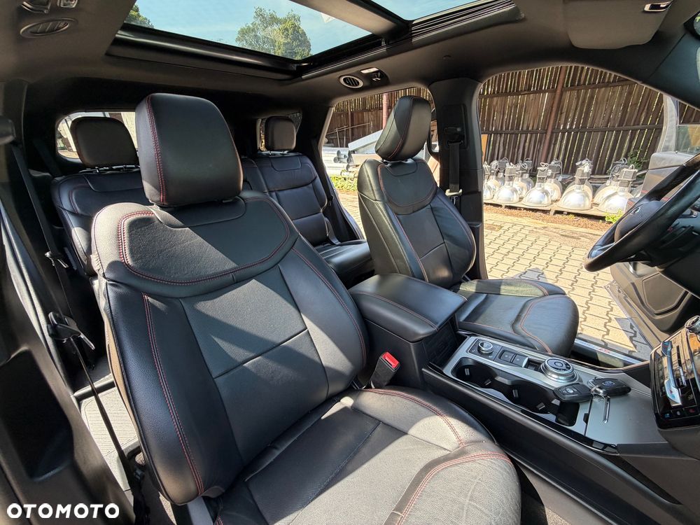 Ford Explorer - 9