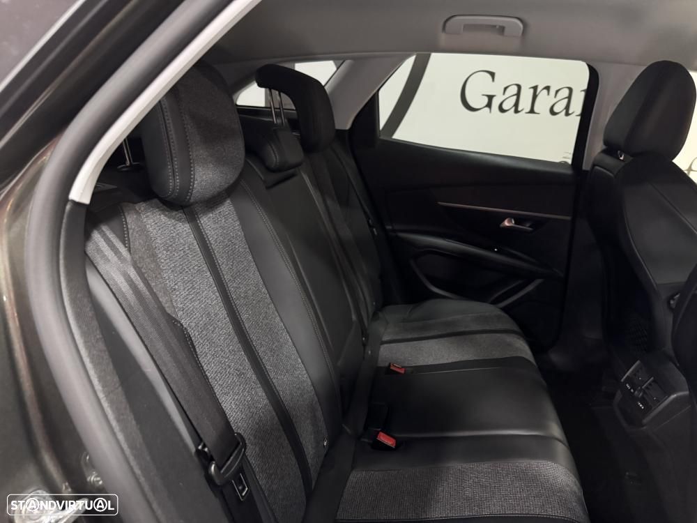 Peugeot 3008 1.5 BlueHDi Allure Pack - 35