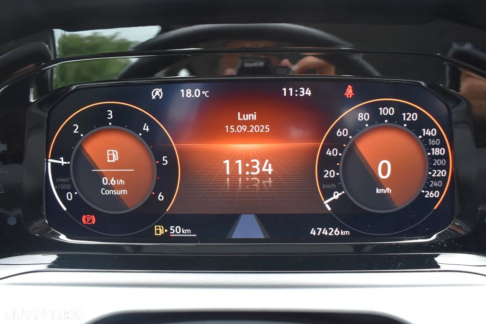Volkswagen Golf 2.0 TDI Life - 40