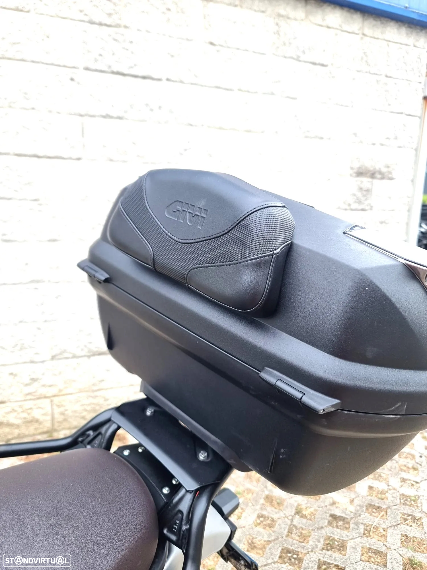 Royal Enfield Himalayan 411 - 5