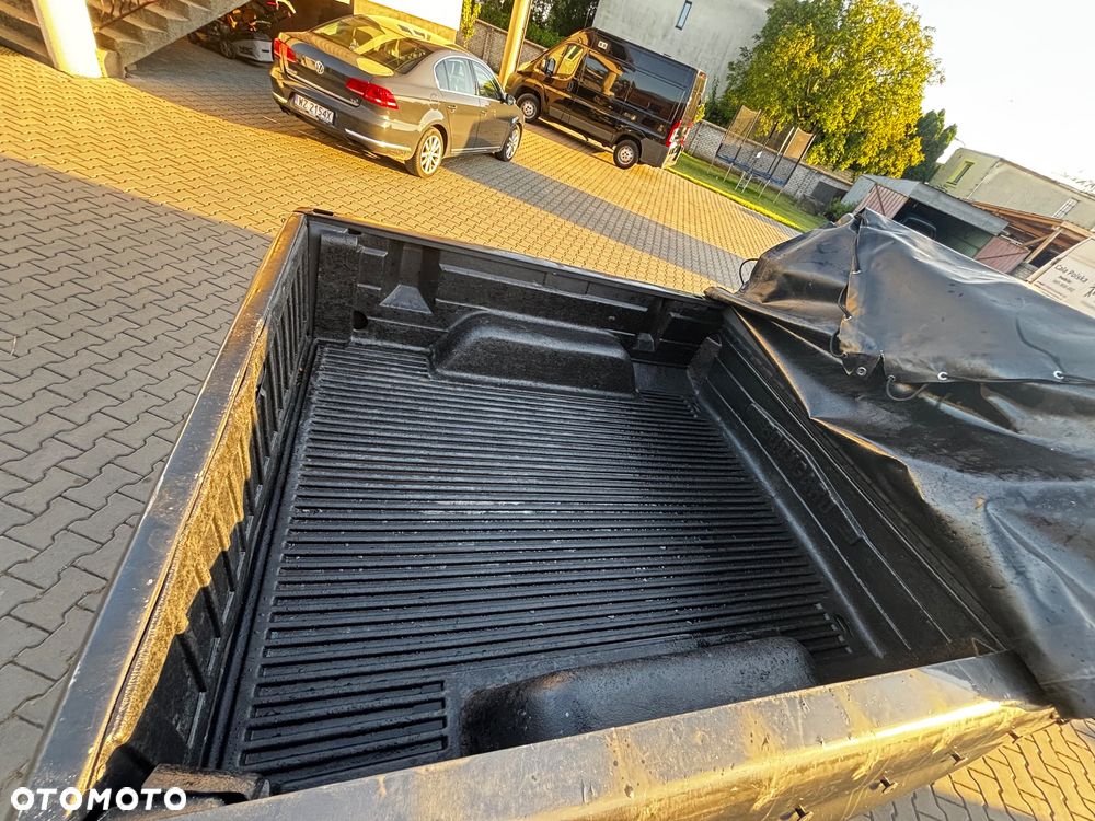 Dodge RAM 3500 5.9 - 13