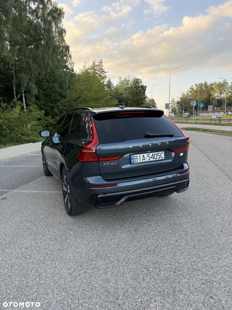 Volvo XC 60 T8 Plug-In Hybrid AWD Plus Dark - 5