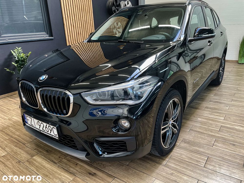 BMW X1 sDrive18d - 12