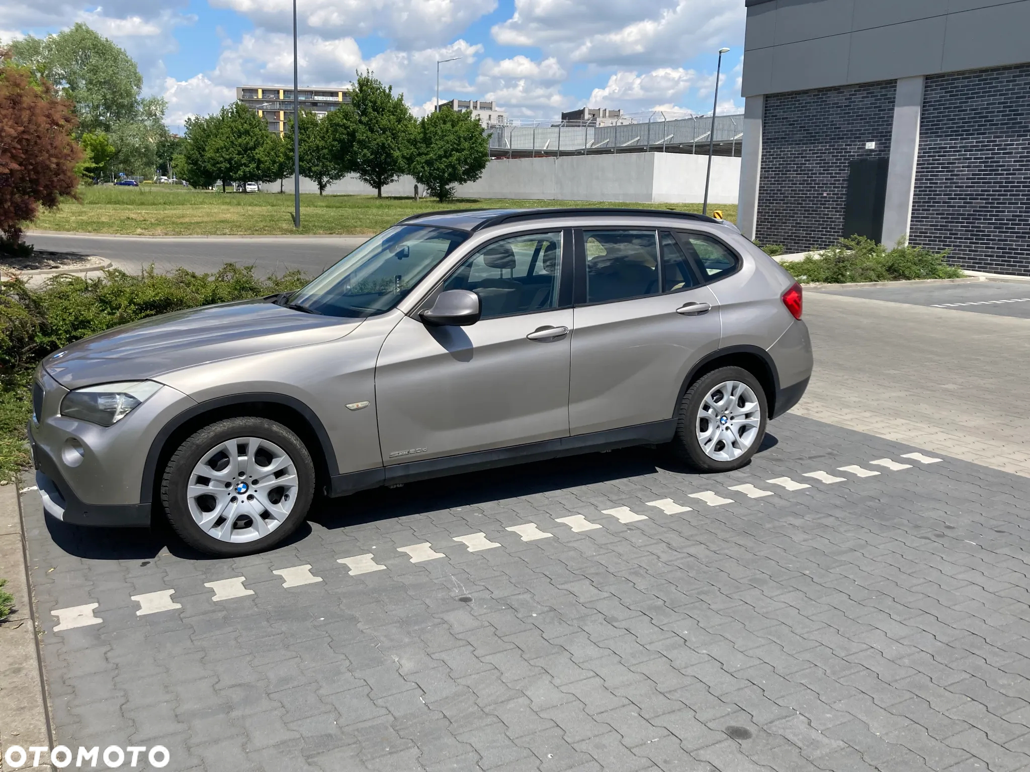 BMW X1 sDrive20d EfficientDynamics - 6