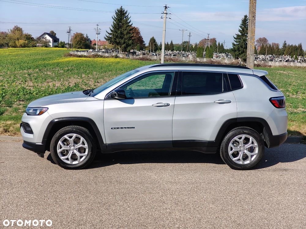 Jeep Compass - 8