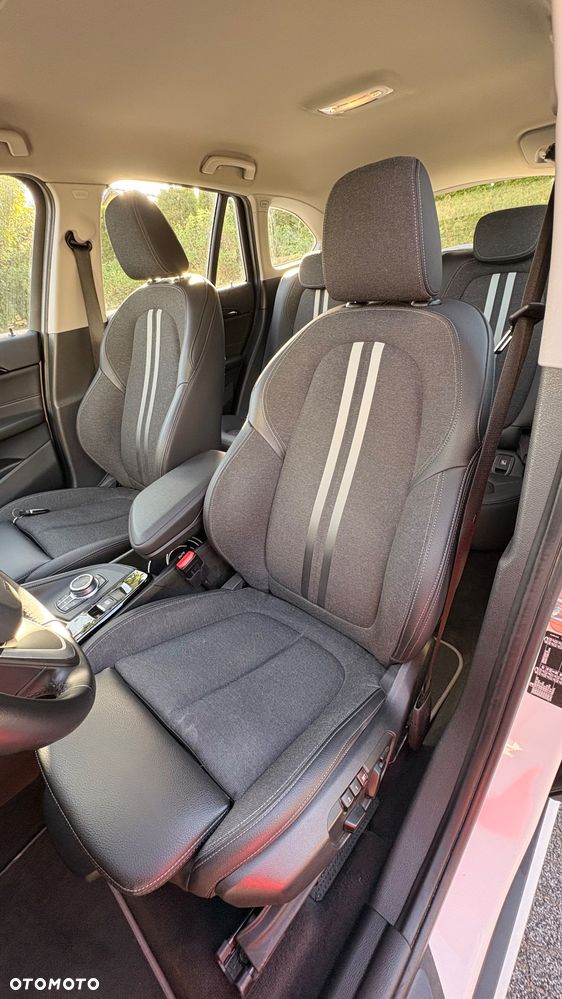BMW X1 sDrive18i Sport Line - 11