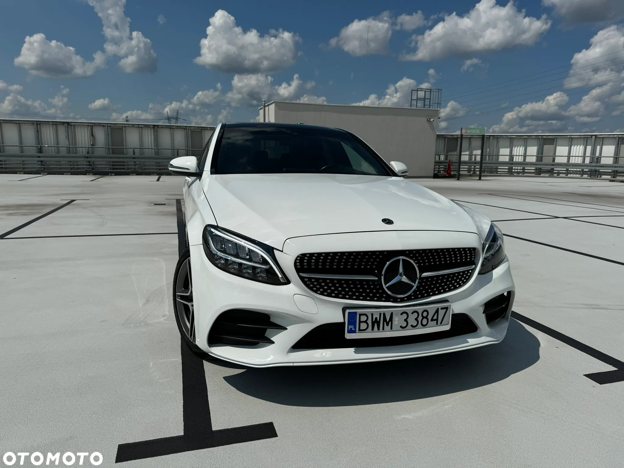 Mercedes-Benz Klasa C 300 4Matic 9G-TRONIC AMG Line - 12