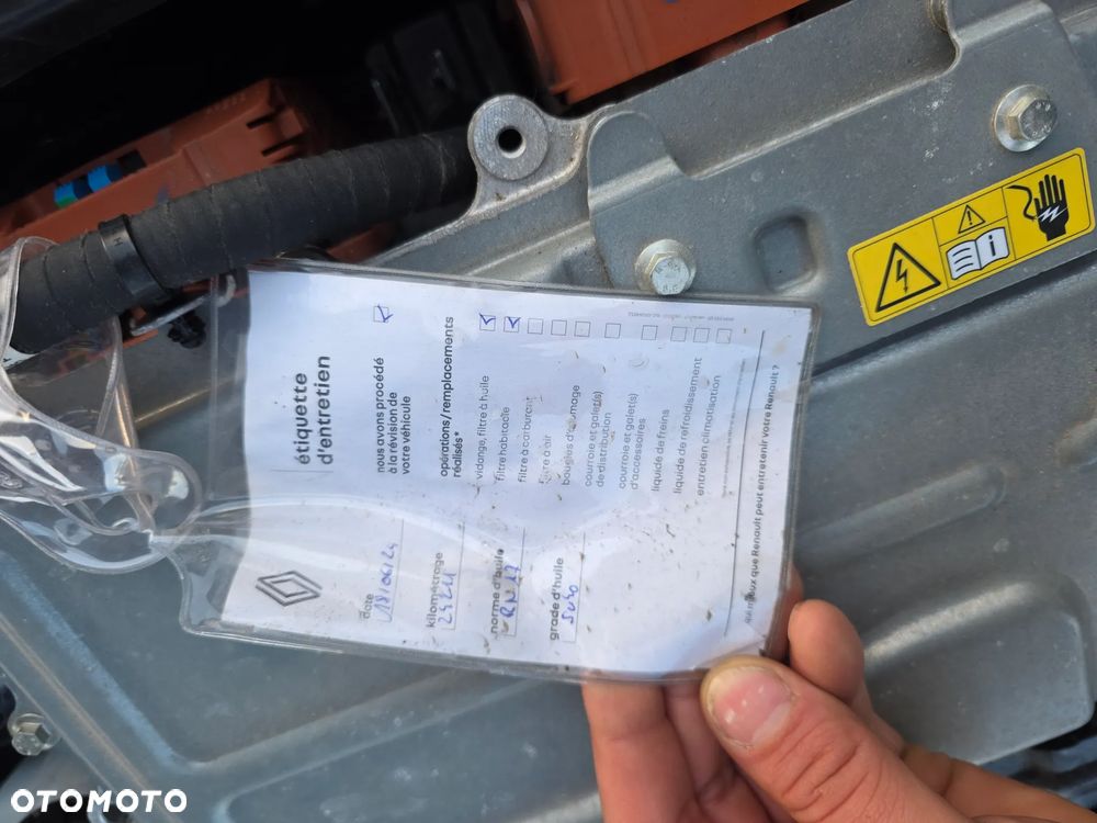 Renault Arkana E-TECH 145 R.S.LINE - 24