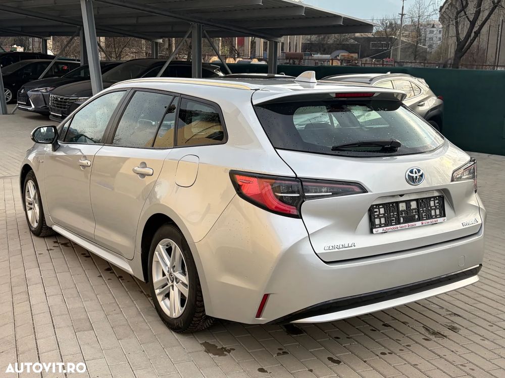 Toyota Corolla 1.8 HSD Business - 3