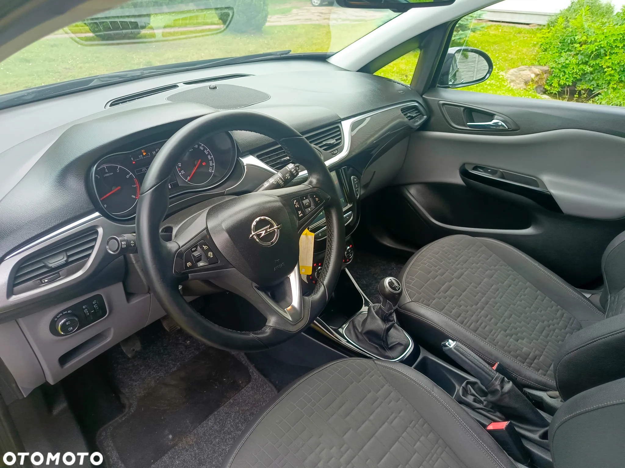 Opel Corsa 1.4 16V Graphite - 11