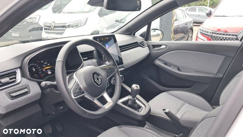 Renault Clio - 12