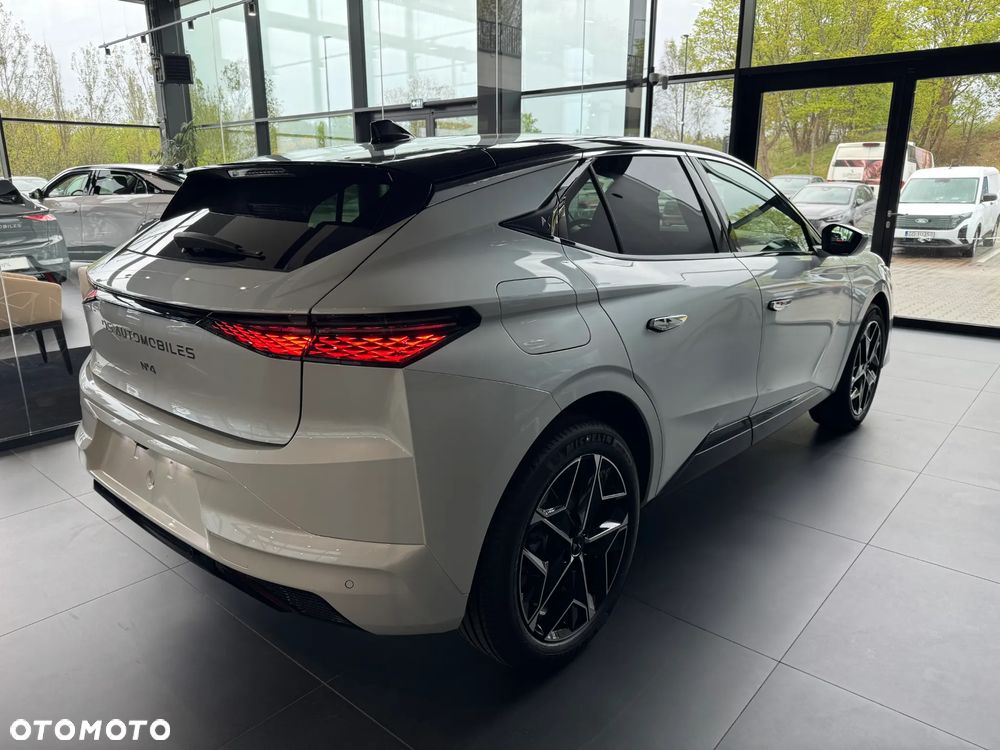 DS Automobiles N°4 1.2 mHEV Pallas eDCS6 - 9