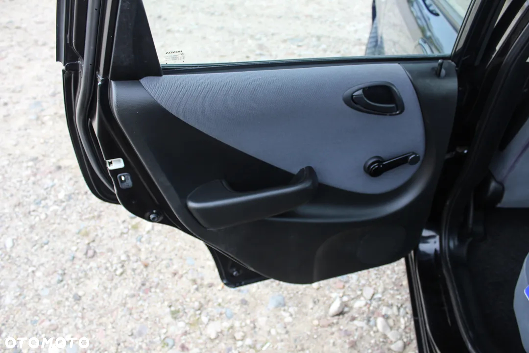Honda Jazz 1.2 Cool - 23