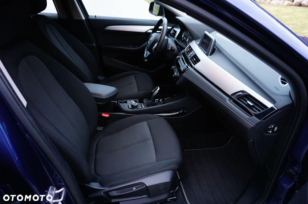 BMW X2 sDrive18i - 29