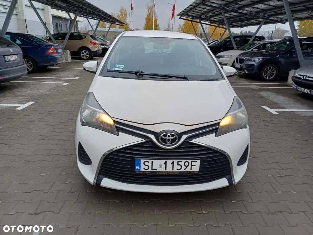 Toyota Yaris - 1