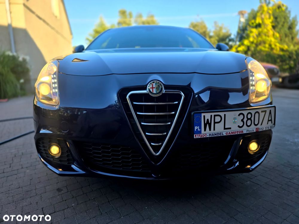 Alfa Romeo Giulietta - 2