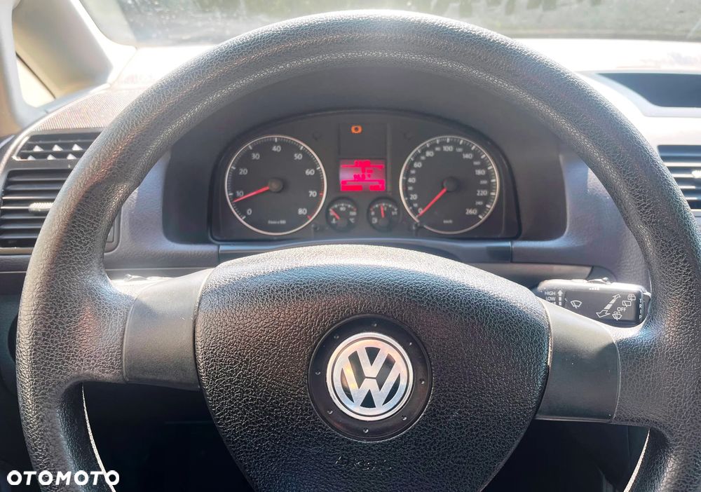 Volkswagen Touran 1.6 Goal - 12