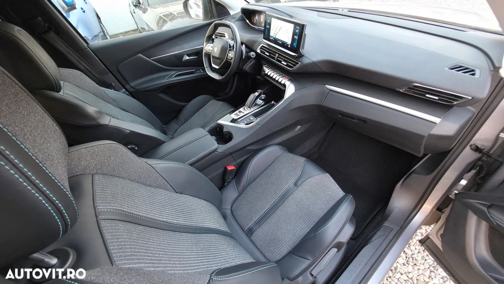 Peugeot 3008 PureTech 130 Stop & Start GPF EAT8 Allure Pack - 19