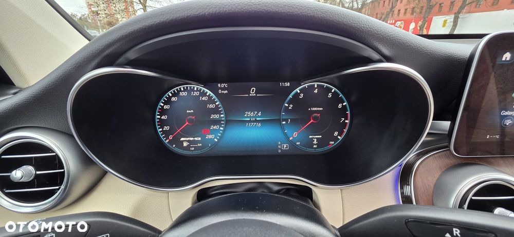 Mercedes-Benz GLC - 25