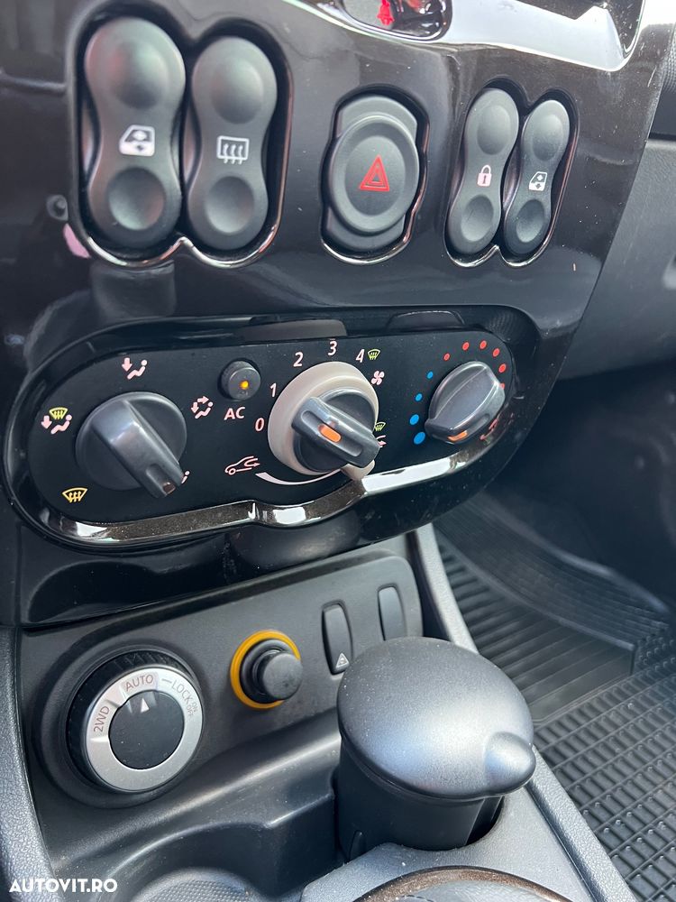 Dacia Duster 1.5 dCi 4x4 Prestige - 26