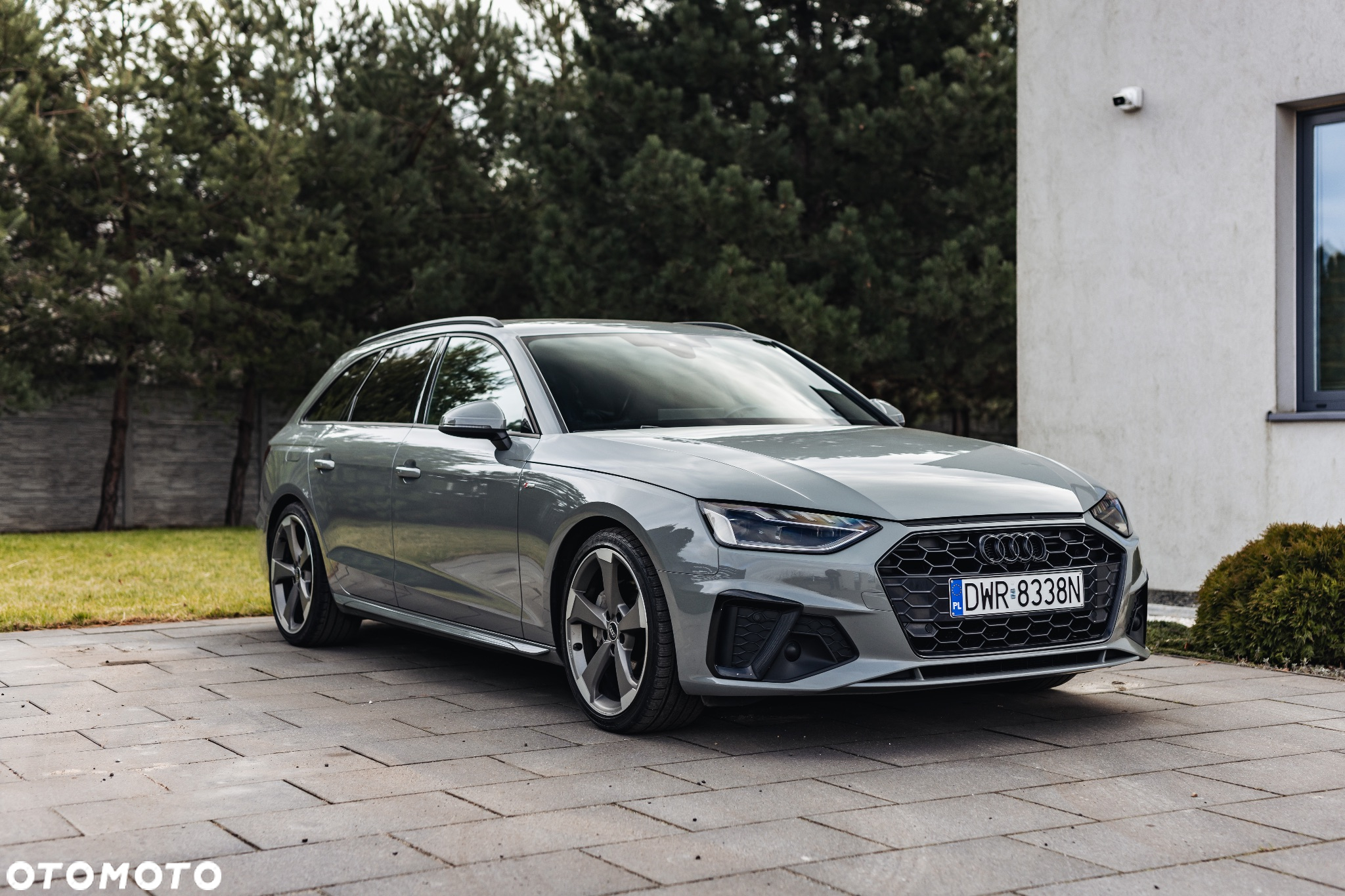 Audi A4 Avant 40 TDI S tronic S line - 2