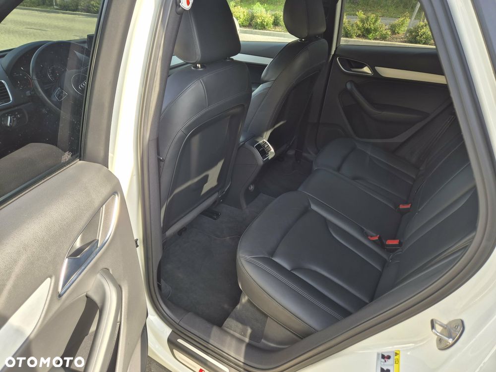 Audi Q3 2.0 TFSI Quattro - 13