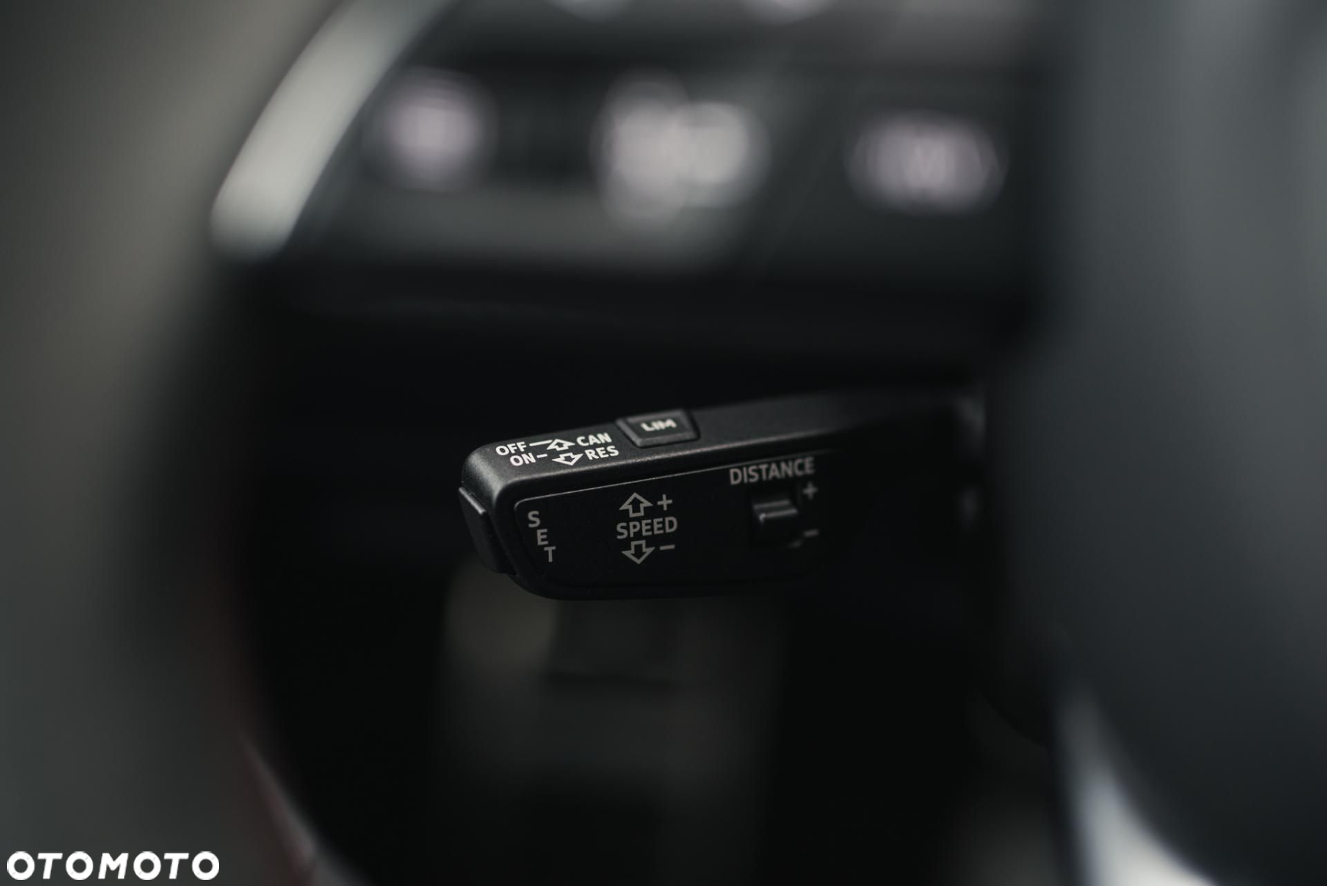Audi RS Q8 - 28