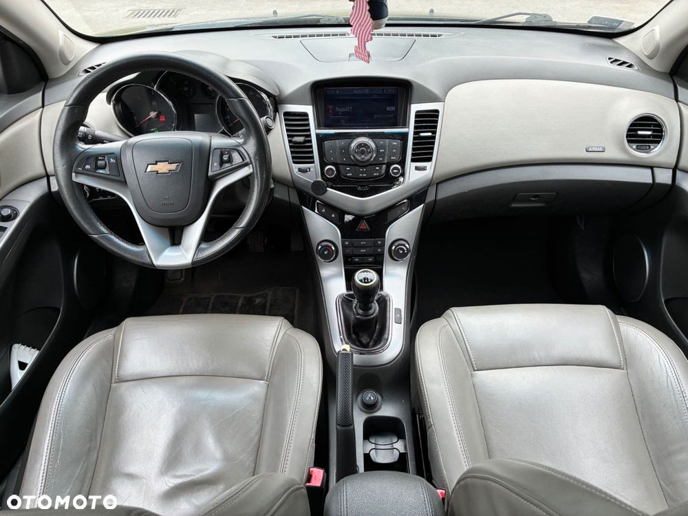 Chevrolet Cruze - 5