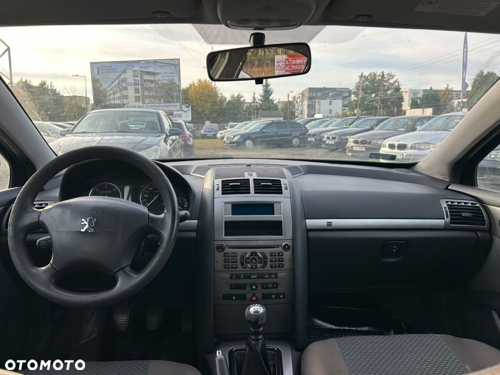Peugeot 407 - 6