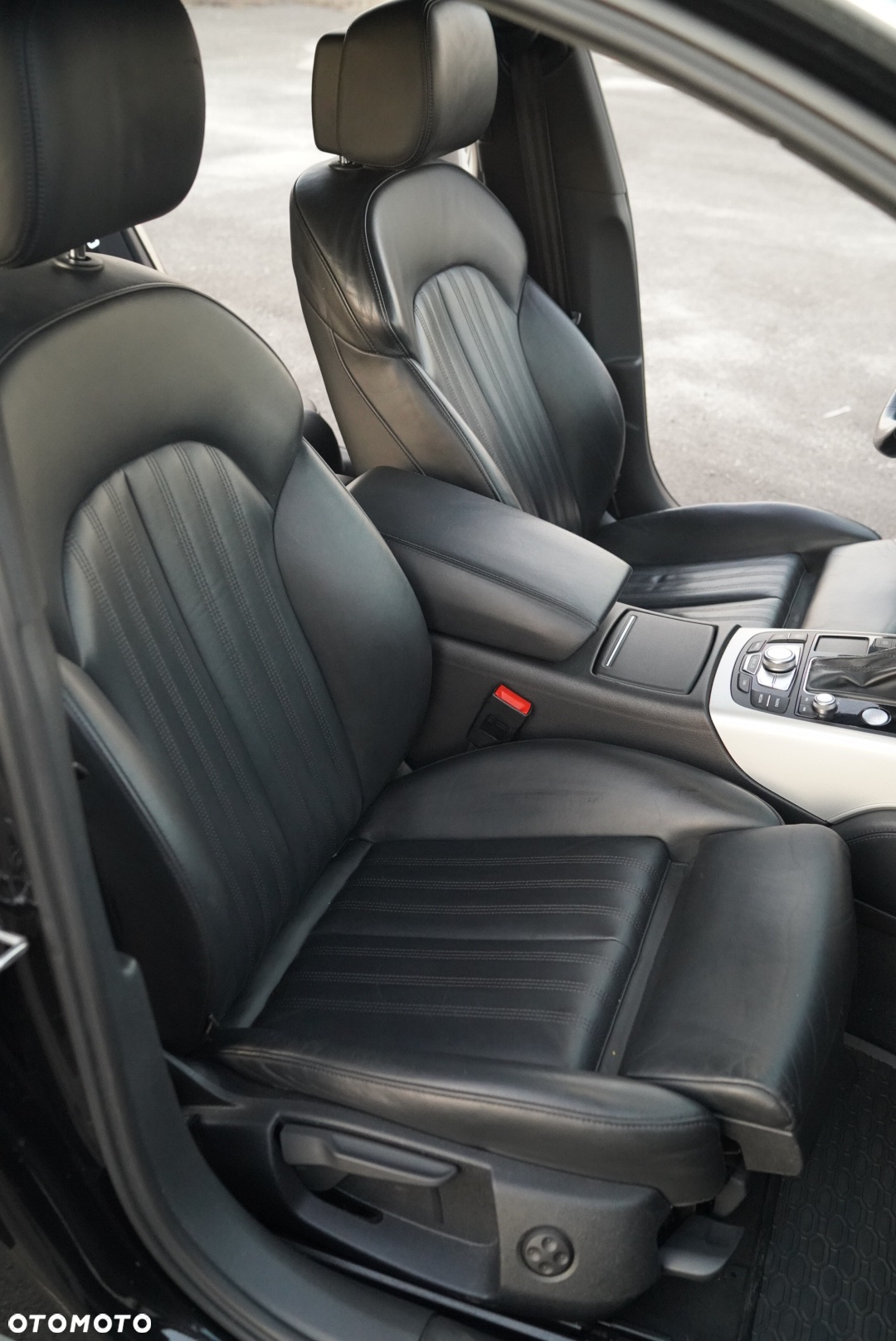 Audi A6 Avant 3.0 TDI quattro S tronic - 14