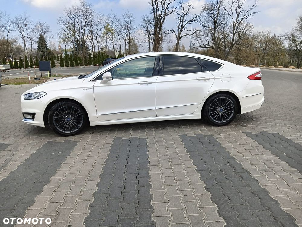 Ford Mondeo 2.0 Hybrid Vignale Plus - 4