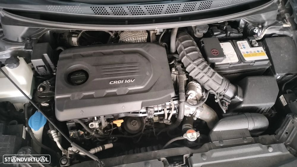 Kia Ceed SW 1.6 CRDi GT Line - 18