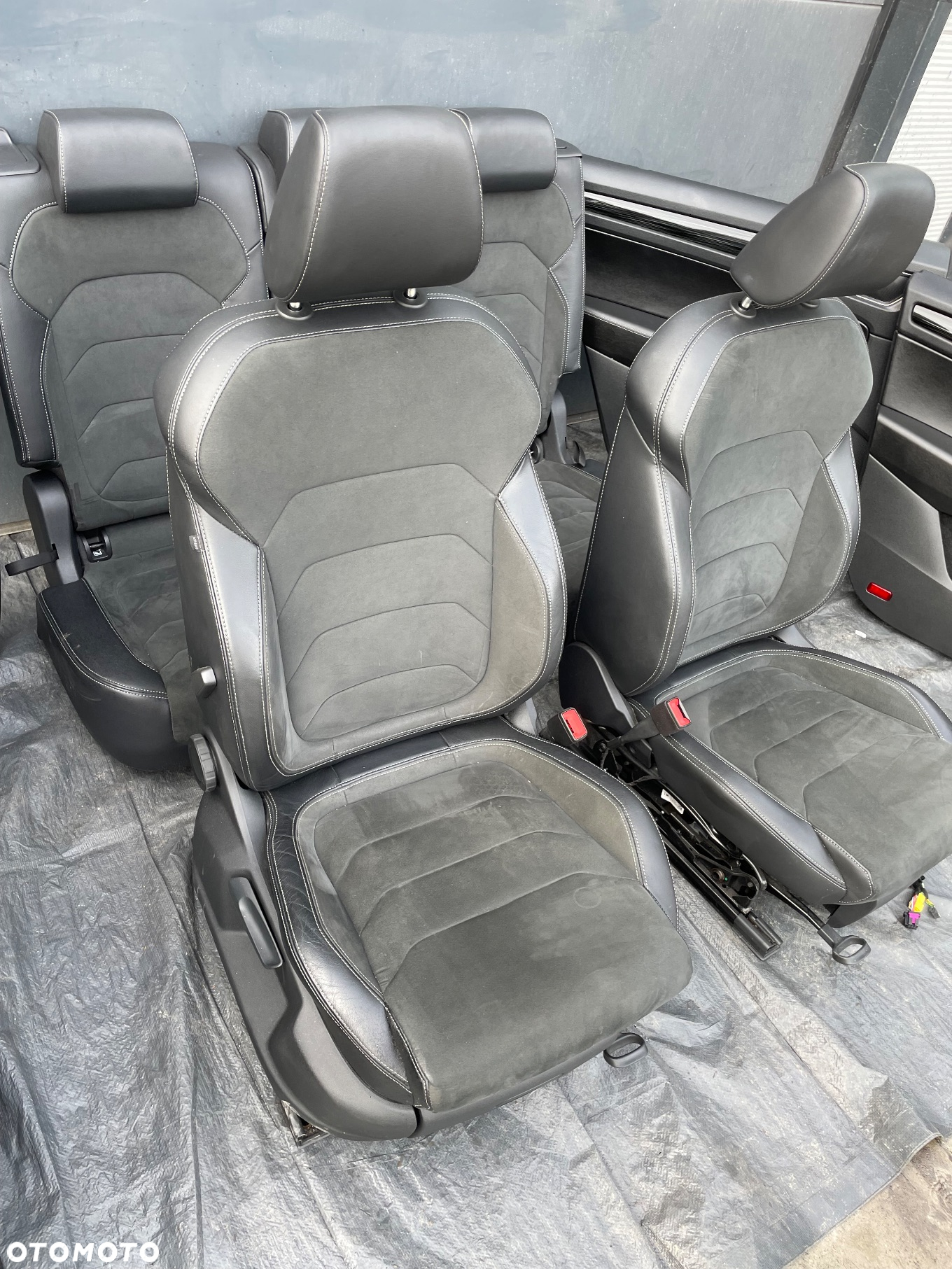 VW KODIAQ fotele kanapa wnetrze skóra alkantara super stan 28 tys przebiegu - 3