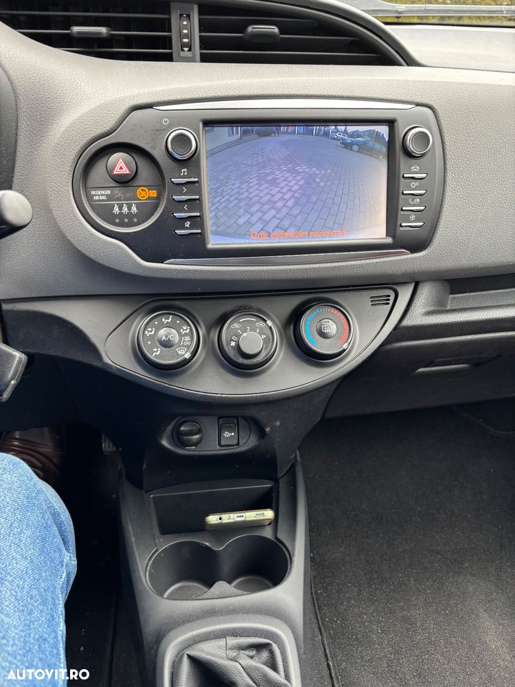 Toyota Yaris - 5