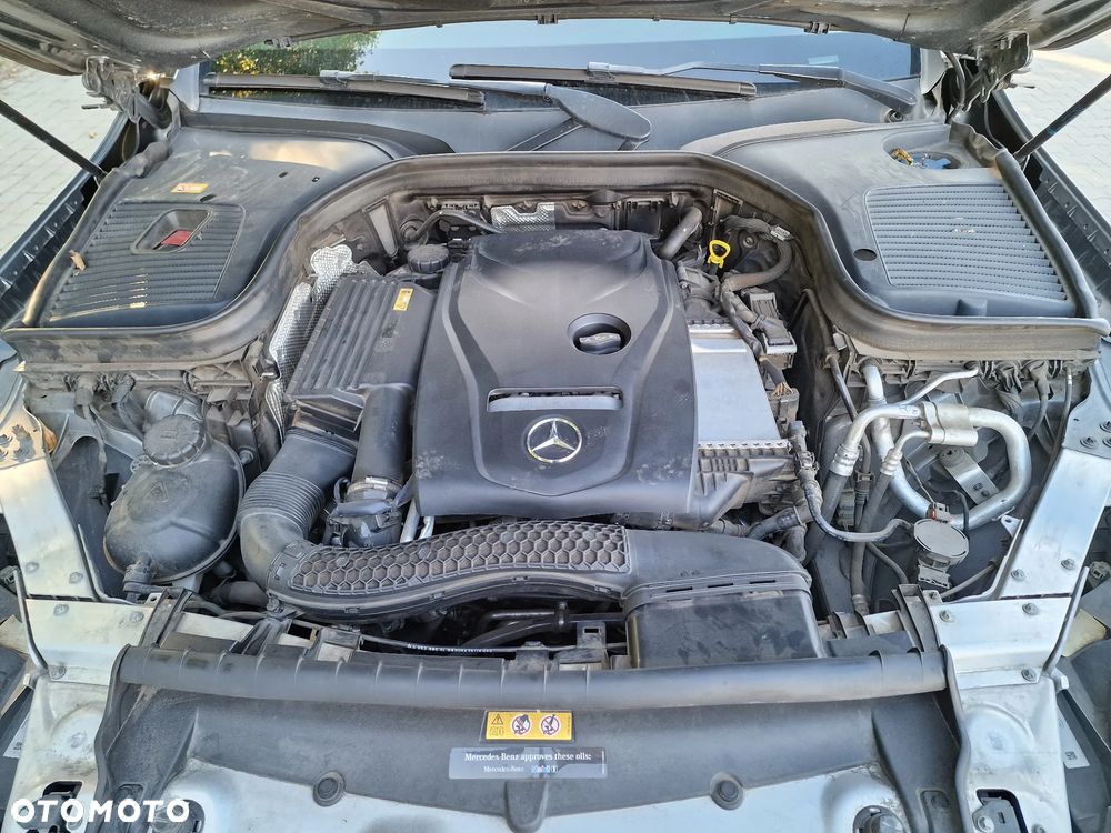 Mercedes-Benz GLC 300 4-Matic - 17