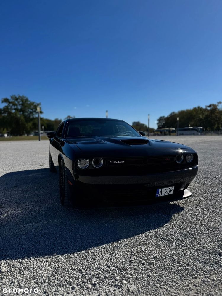 Dodge Challenger 6.4 Scat Pack - 6