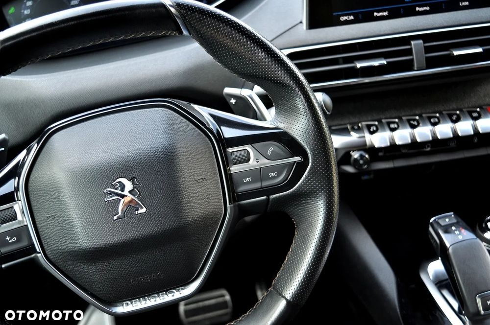Peugeot 3008 1.2 PureTech Allure S&S EAT6 - 32