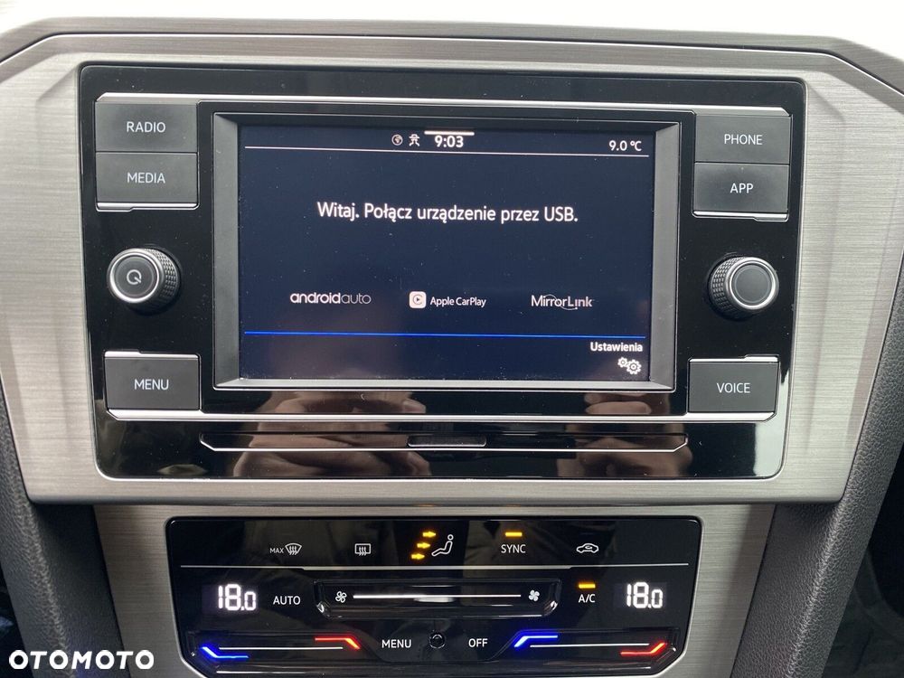 Volkswagen Passat - 26