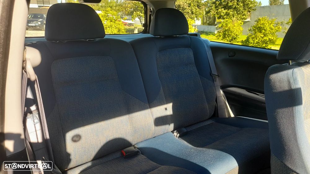 Honda HR-V 1.6 LS - 33