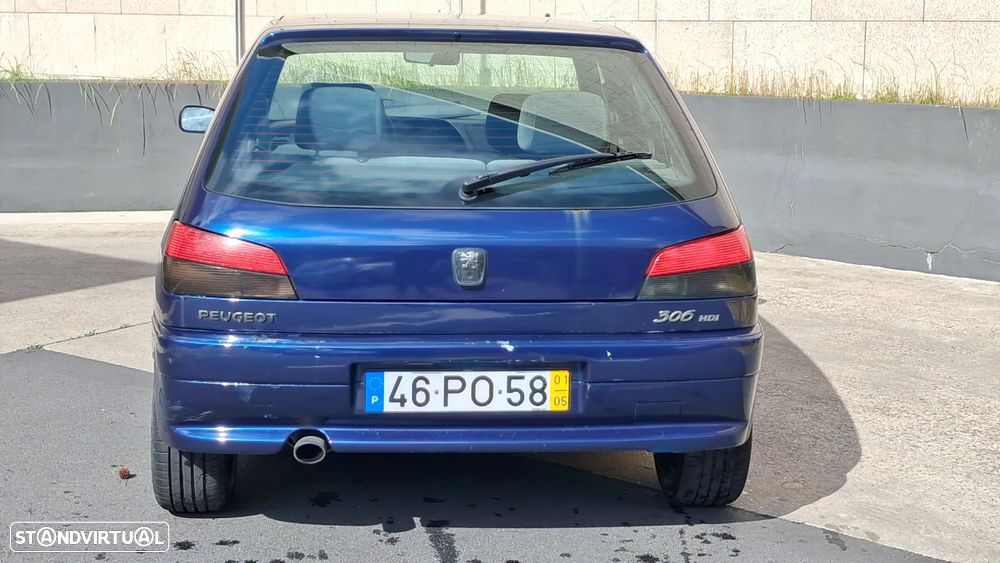 Peugeot 306 2.0 HDi Iceland - 11