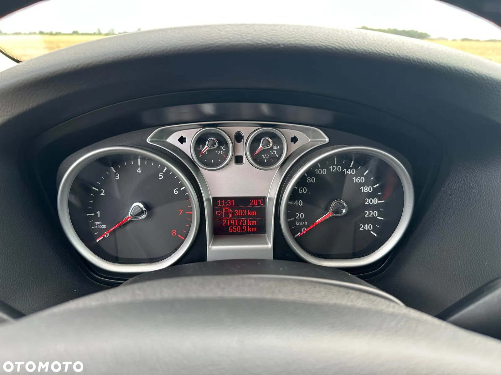 Ford Focus 2.0 Ghia - 10