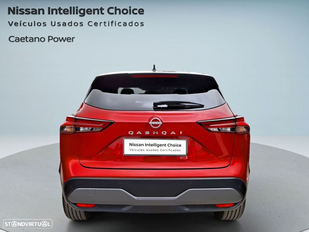 Nissan Qashqai 1.3 DIG-T N-Connecta LED+TT+SKY Xtronic - 10