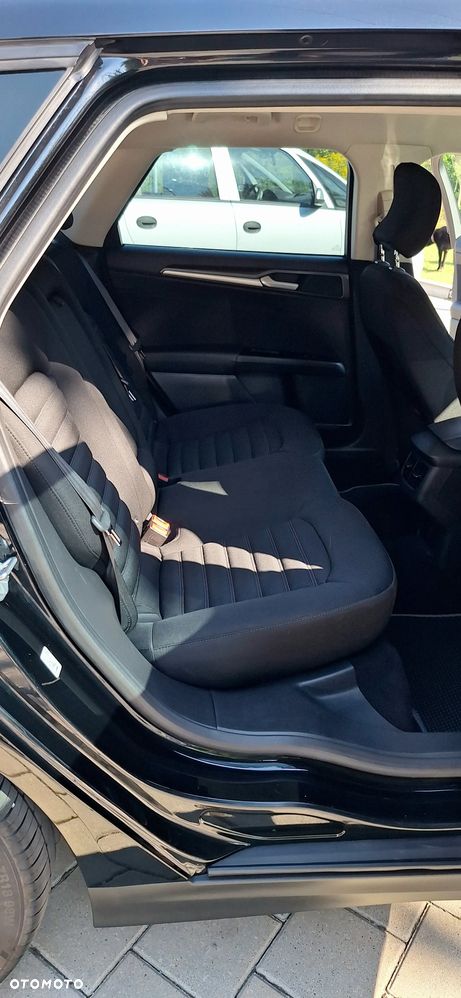 Ford Mondeo - 27
