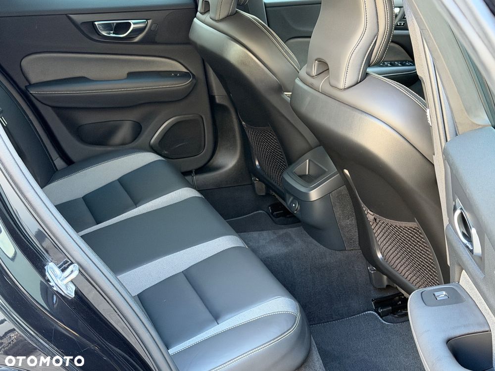 Volvo S60 - 13