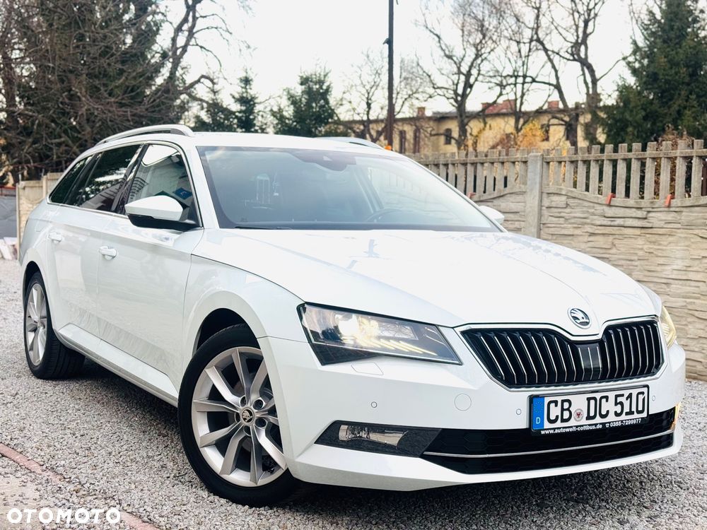Skoda Superb Combi 2.0 TDI DSG Premium Edition - 5