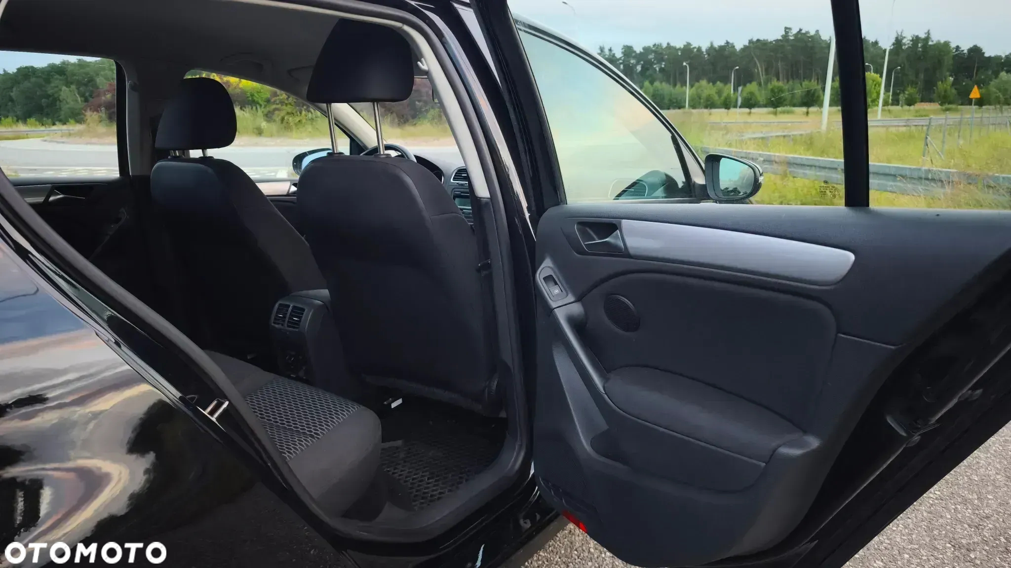 Volkswagen Golf VI 1.6 TDI Trendline - 10