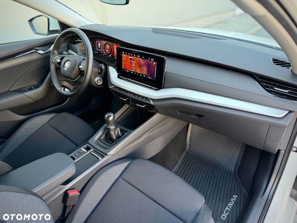 Skoda Octavia 1.5 TSI Essence - 22