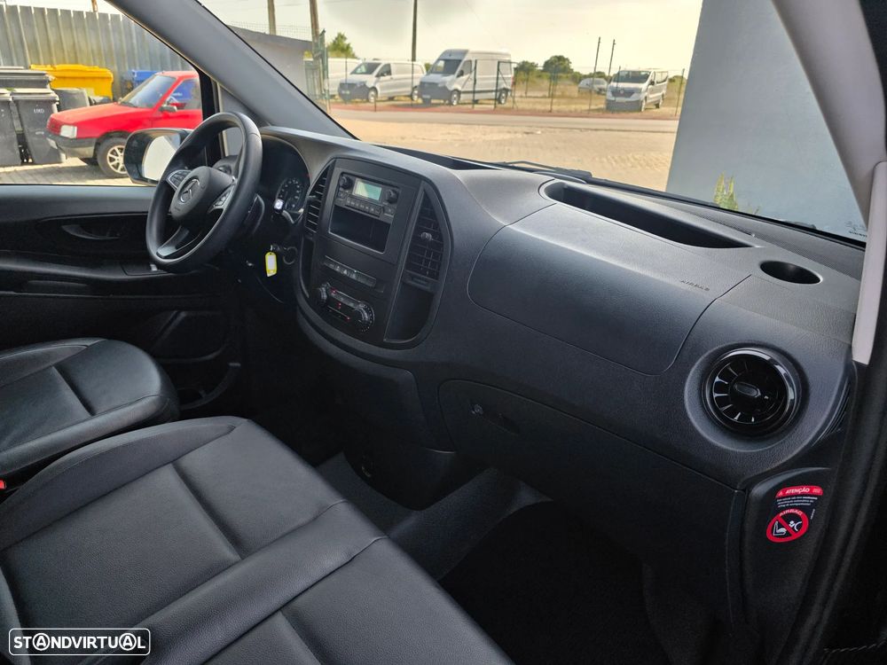 Mercedes-Benz Vito Tourer Extra-Longa Aut. PRO - 19